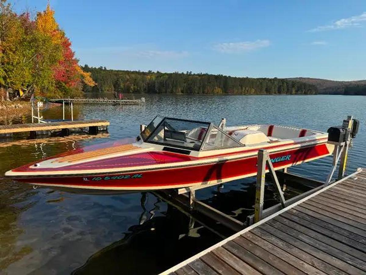 Used 1990 Sanger Ski Boat