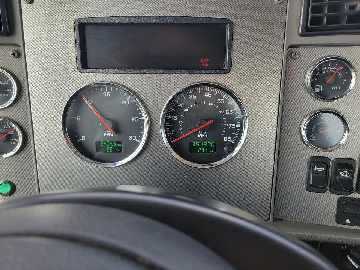 Used 2016 Kenworth T370 Flatbed