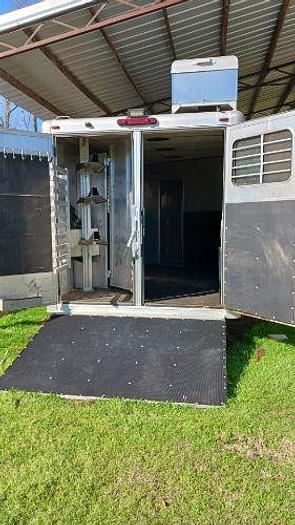 Used 2008 Dream Coach 3 Horse