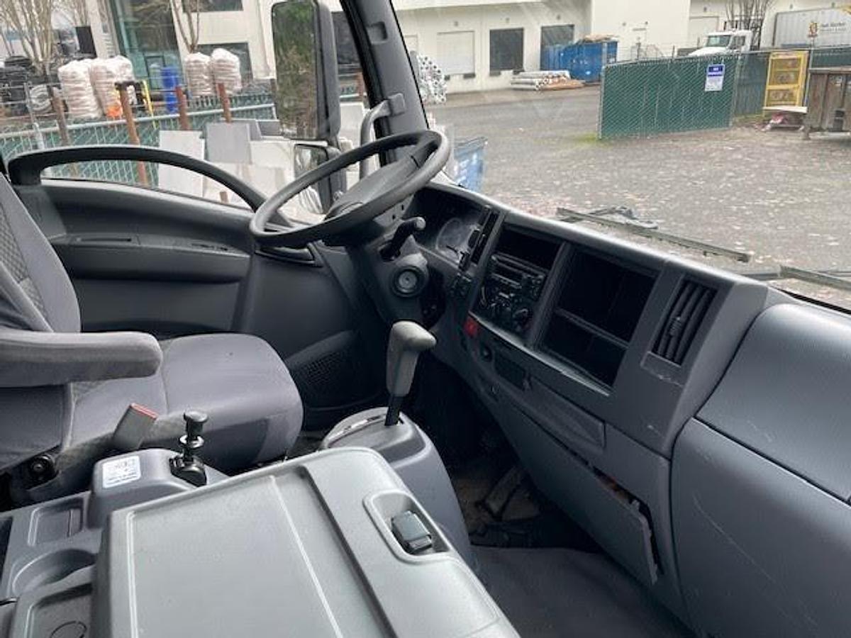 Used 2018 Isuzu FTR Flatbed Truck