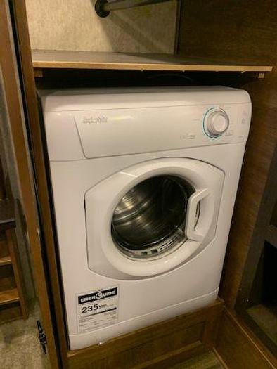 Used 2016 Keystone Montana 3610RL