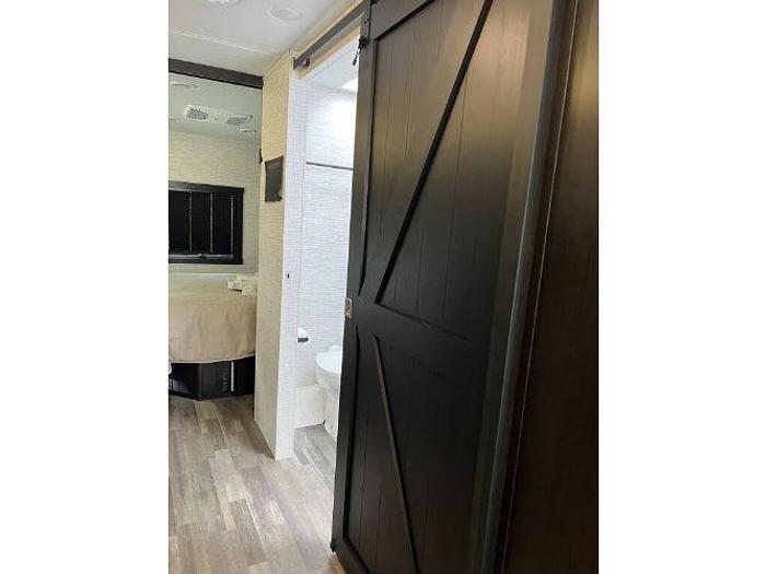 Used 2024 Entegra Coach Vision Xl 34G