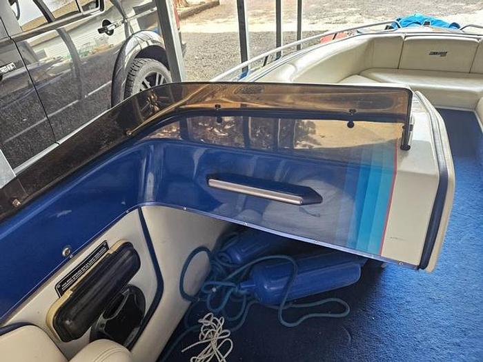 Used 1986 Commander Power Boat