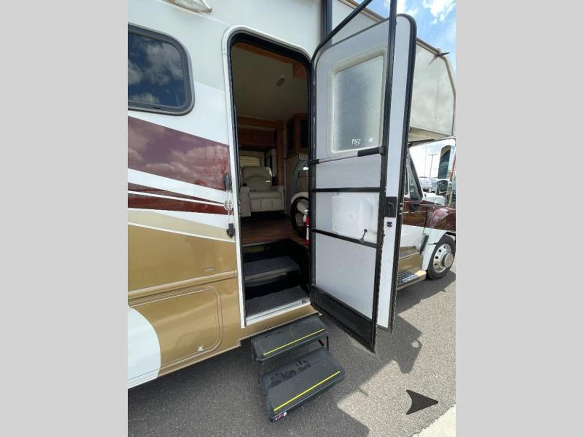 Used 2017 Nexus Phantom 32SC Class C Motorhome