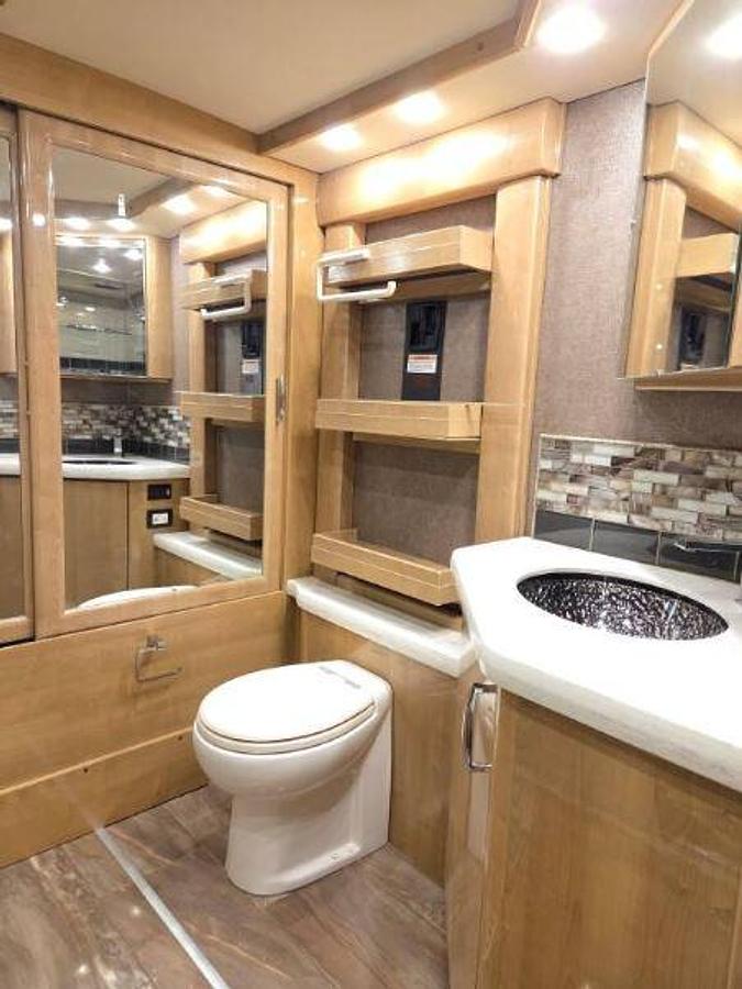 Used 2018 American Coach American Eagle 45A Class A Motorhome