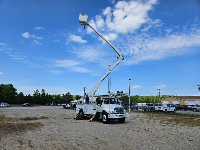 Used 2005 International 4300 DT466