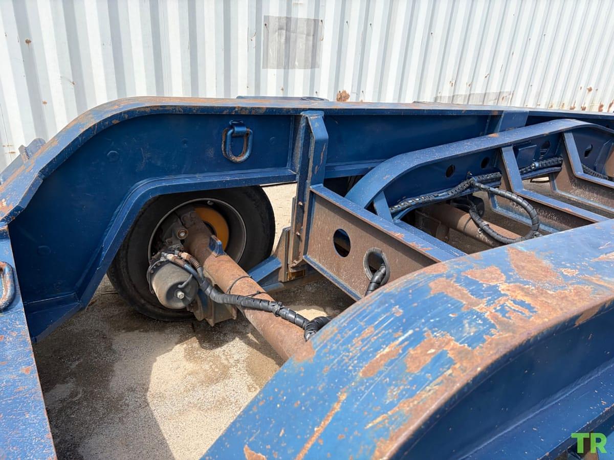 Used 2008 Cozad 28 Ft x 10 In Equipment Trailer