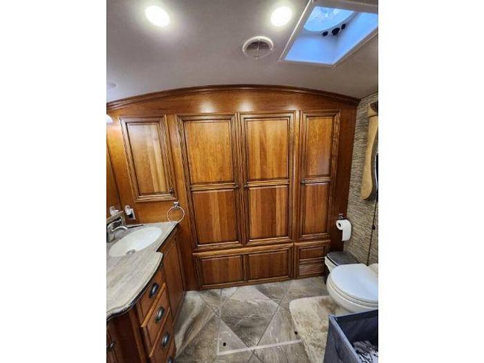 Used 2016 Newmar Dutch Star 4369