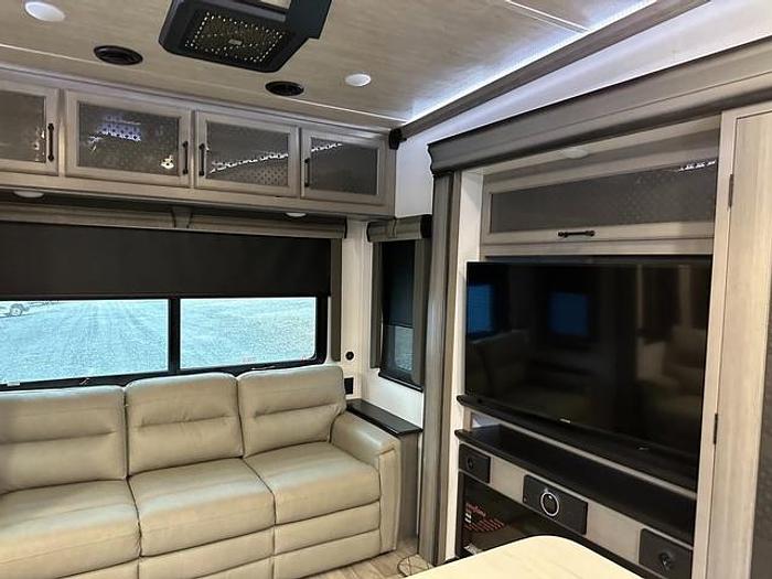 Used 2022 Keystone Montana High Country 385BR