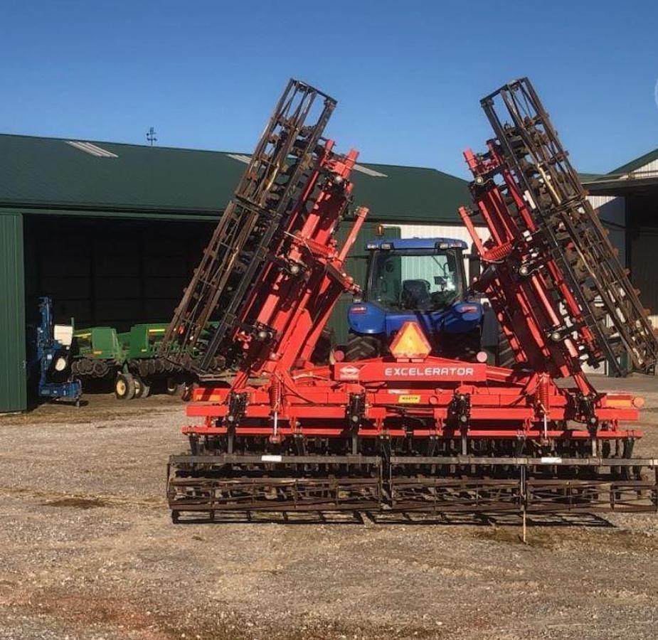 Used 2012 KUHN KRAUSE 8000-30