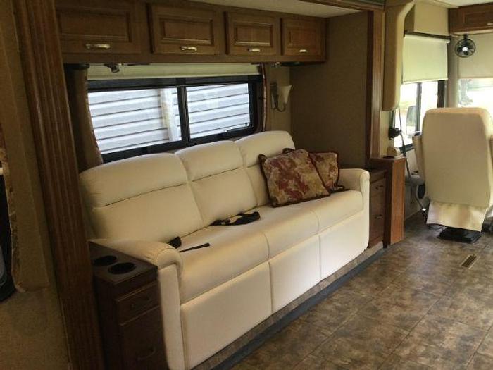 Used 2014 Thor Challenger 37GT