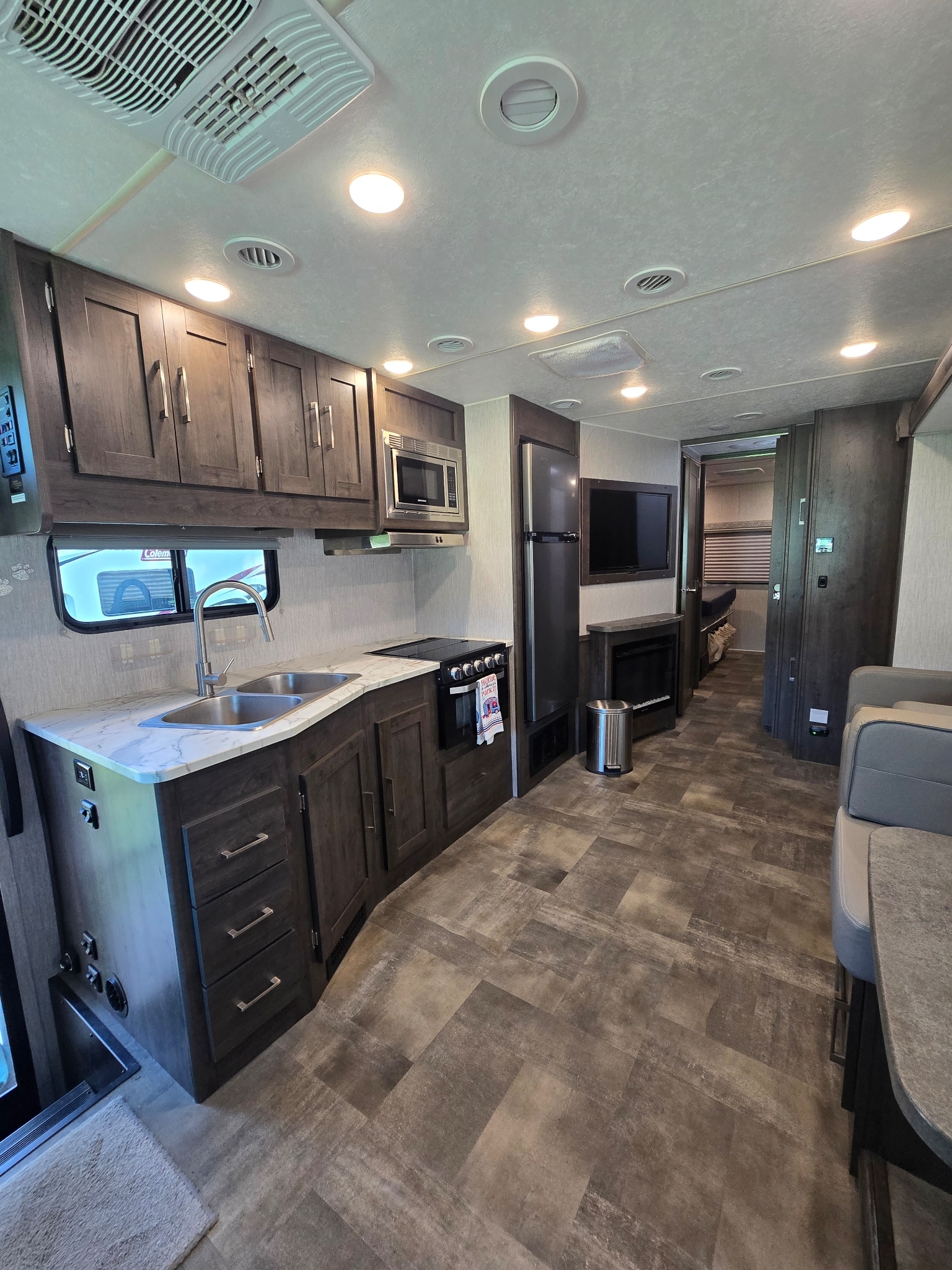 Used 2022 Coachmen Pursuit 31TS Class A Motorhome