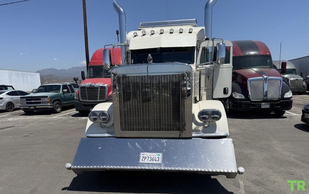 Used 2022 Peterbilt 389