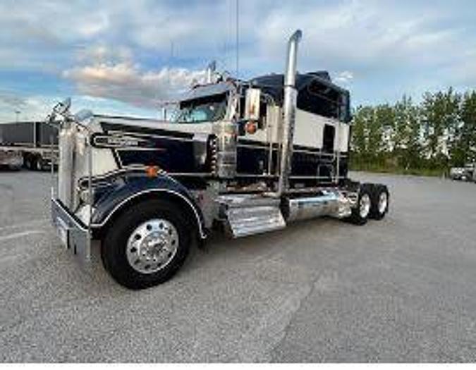 Used Like New KENWORTH 5 trucks available