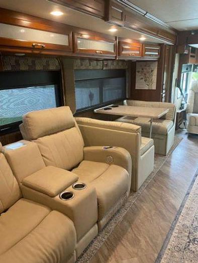 Used 2016 Fleetwood Bounder 33C