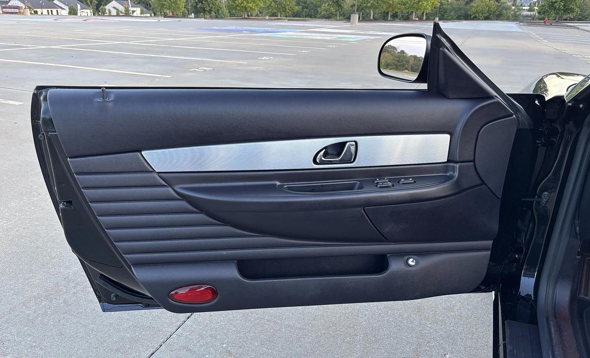 Used 2004 Ford Thunderbird