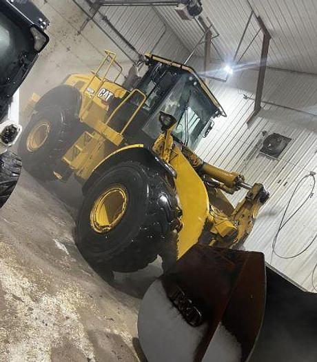 Used 2021 CATERPILLAR 966M