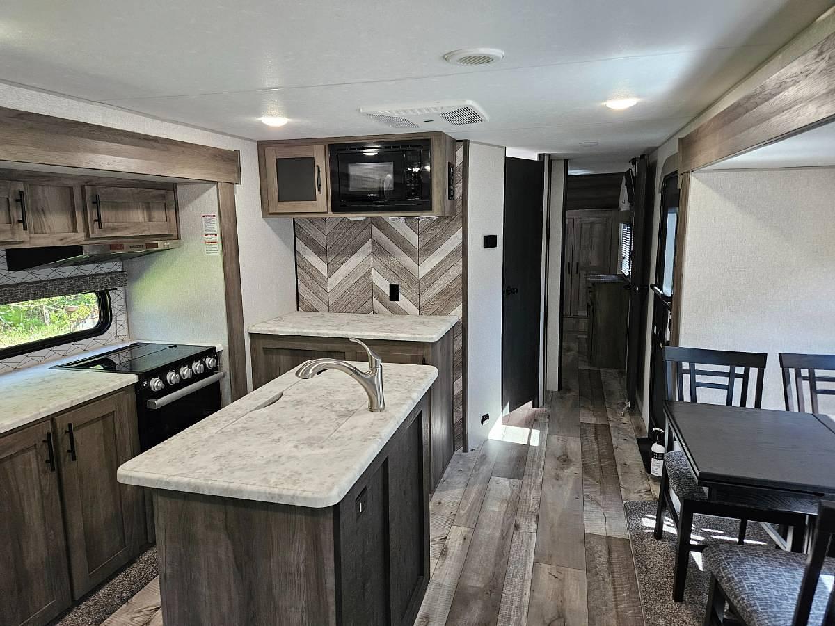 Used 2021 K-Z Sportsmen LE 303KBLE