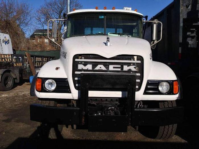 Used 2005 Mack Granite CV713 Roll off