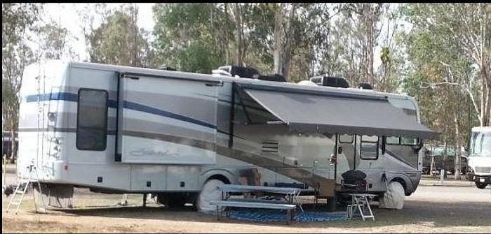 Used 2005 Fleetwood Southwind 37L