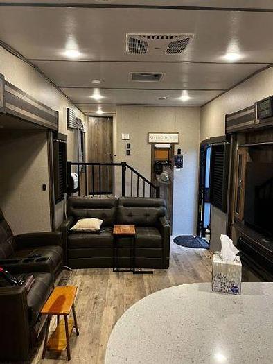 Used 2019 Keystone Sprinter 355IFWMLS