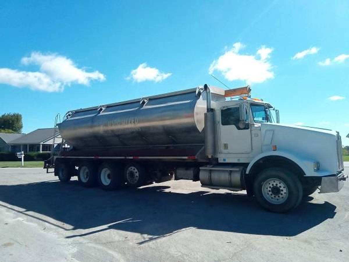 Used 2009 Kenworth T800