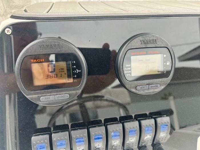 Used 2008 Mako 2201 with Trailer