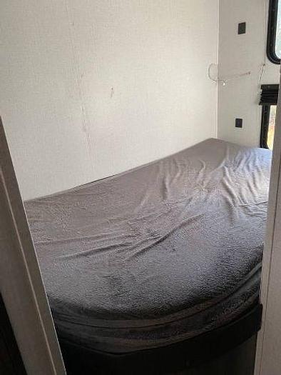 Used 2022 Coachmen Clipper Ultra Lite 182DBU