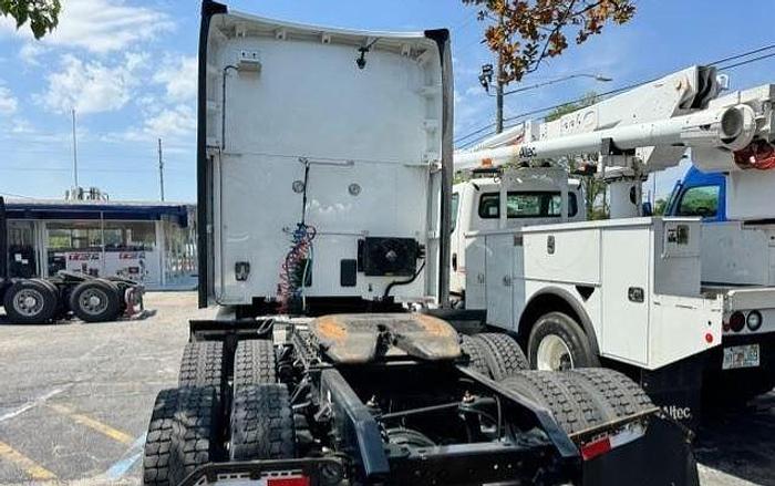 Used 2022 KENWORTH T680
