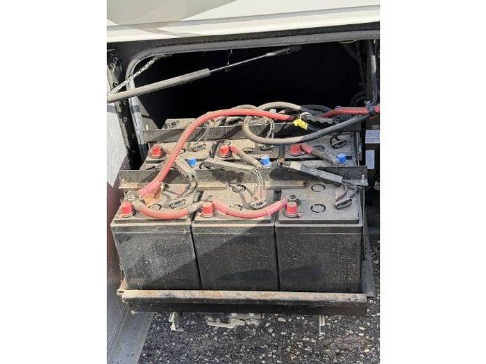 Used 2015 Tiffin Motorhomes Allegro Red 33AA