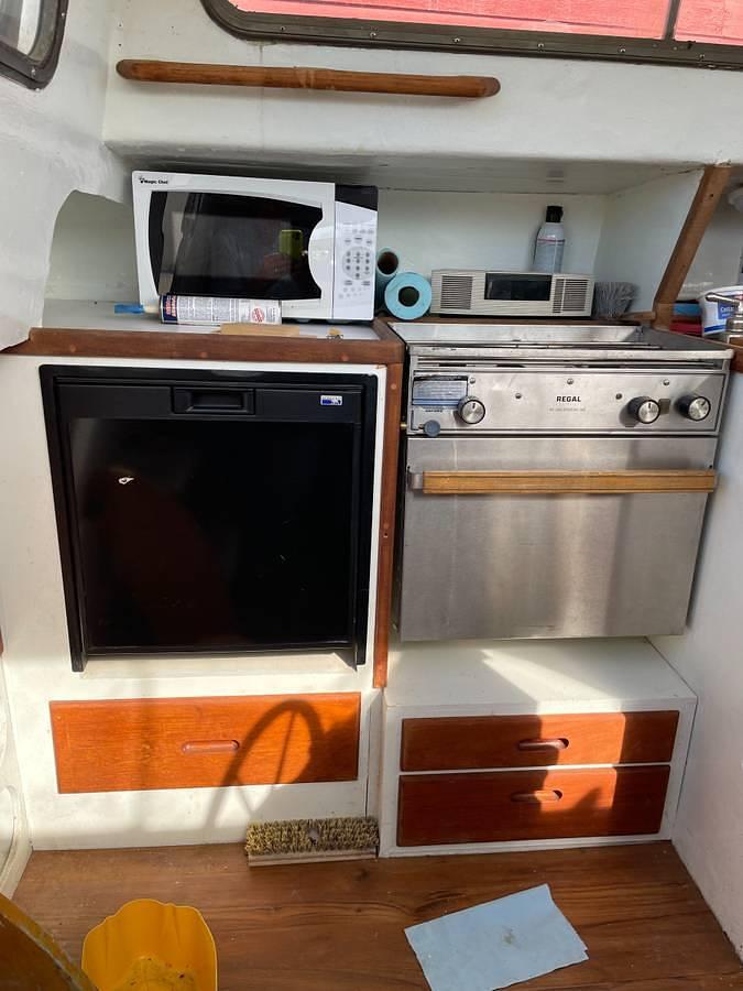 Used 1967 Capital Yachts Gulf 32 Sailboat