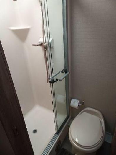 Used 2019 Jayco Seneca 37K