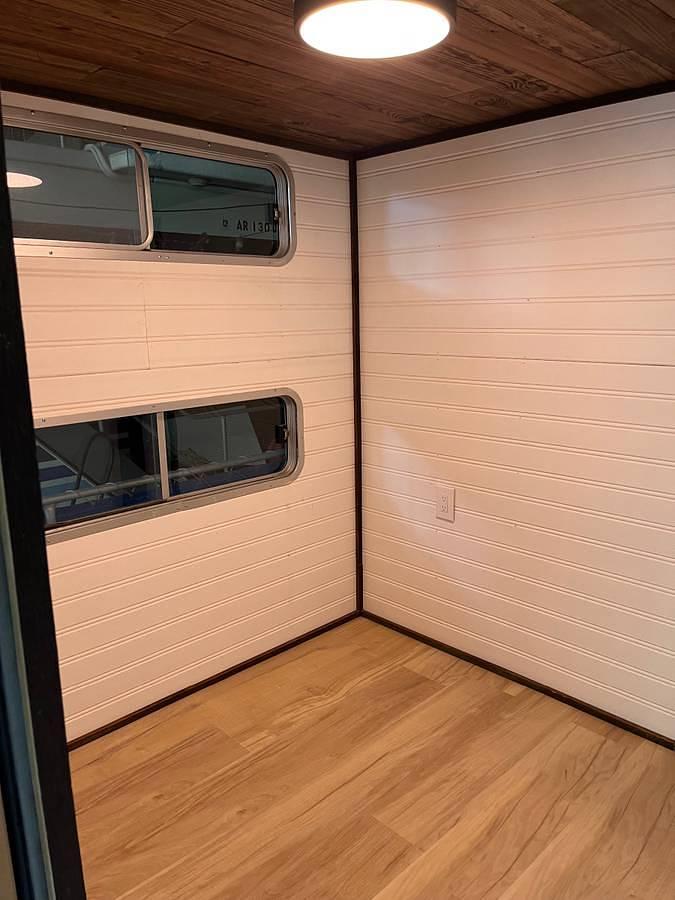Used 1979 Somerset Houseboat 14x60