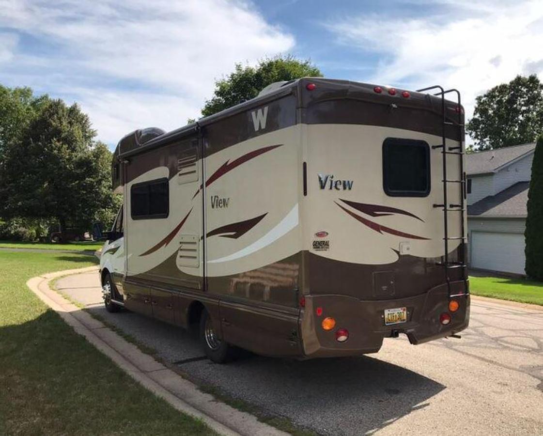 Used 2014 Winnebago View 24J