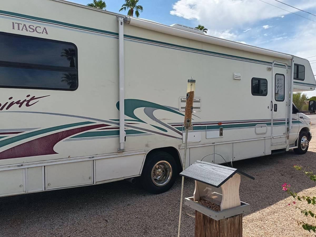 Used 2001 Winnebago Spirit Class C Motorhome
