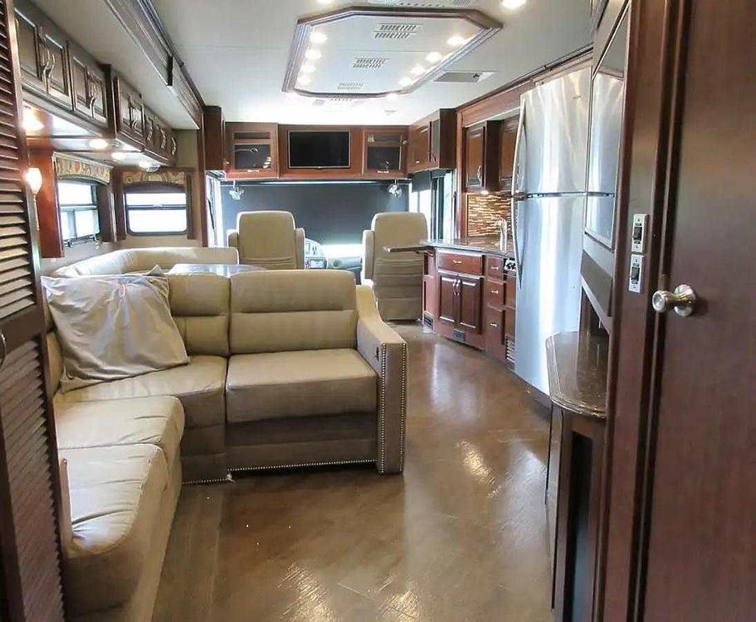 Used 2017 Fleetwood Pace Arrow LXE 38K Class A Motorhome