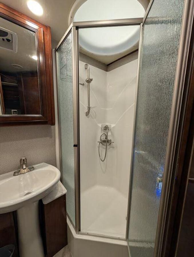 Used 2019 Fleetwood Bounder