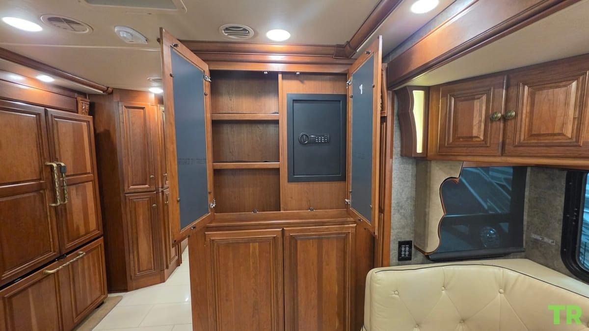 Used 2017 Winnebago Grand Tour 45RL
