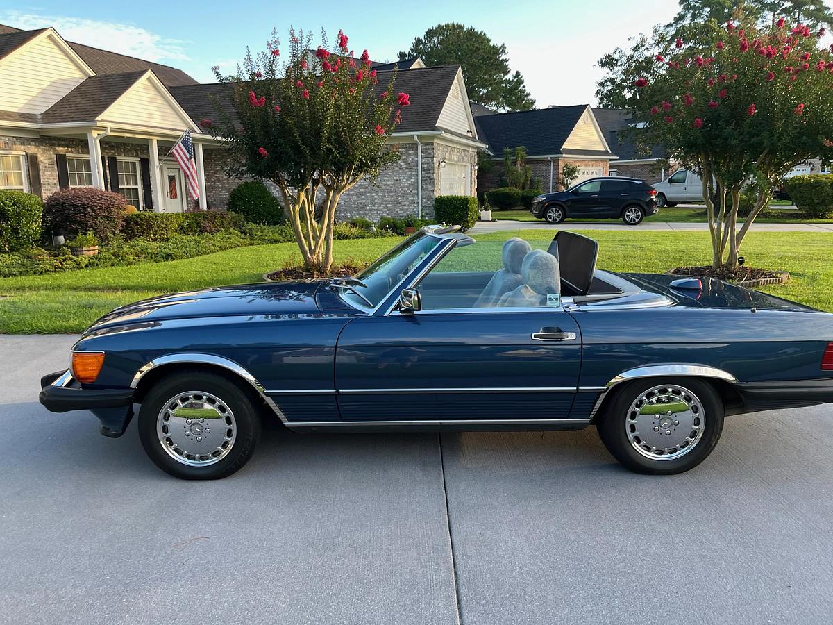 Used 1986 Mercedes-Benz 560SL Convertible