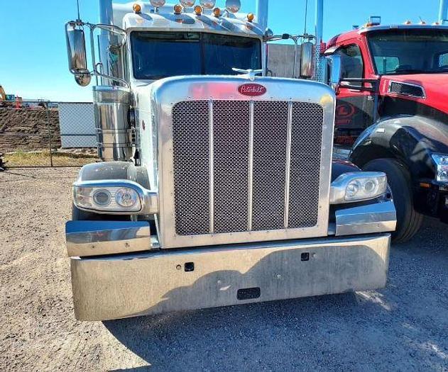Used 2019 Peterbilt 389