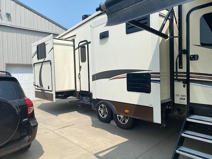 Used 2015 Jayco Eagle Premier 375BHFS