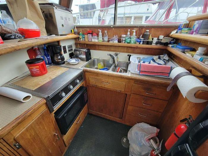 Used 1990 Tollycraft 40 Sportfisher