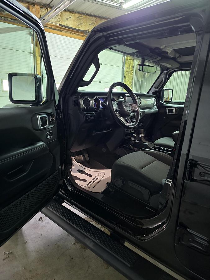 Used 2021 Jeep Gladiator Overland