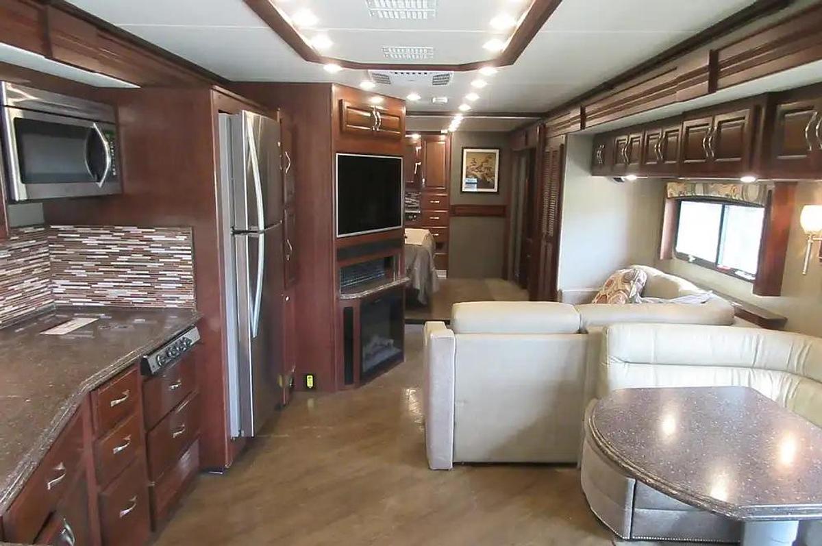 Used 2017 Fleetwood Pace Arrow LXE 38K Class A Motorhome