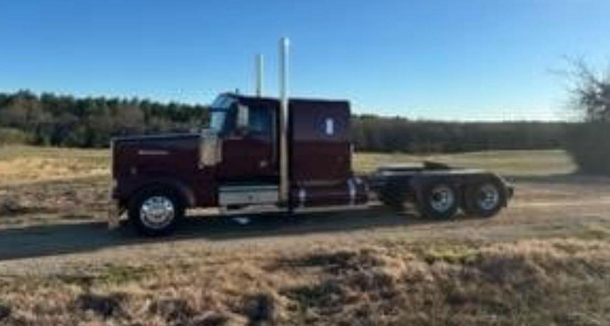 Used 2014 Western Star 4900EX Sleeper Semi Truck