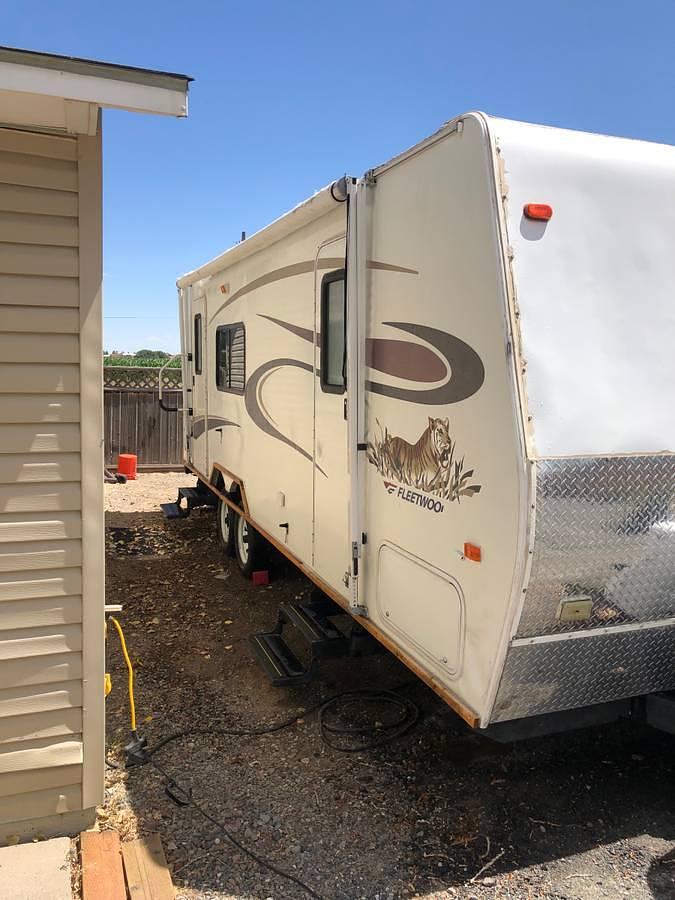 Used 2006 Fleetwood Prowler