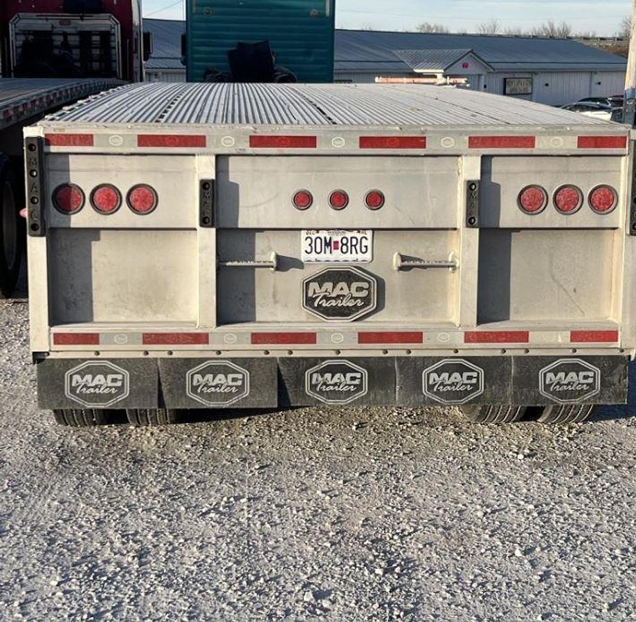 Used 2023 Mac Trailer