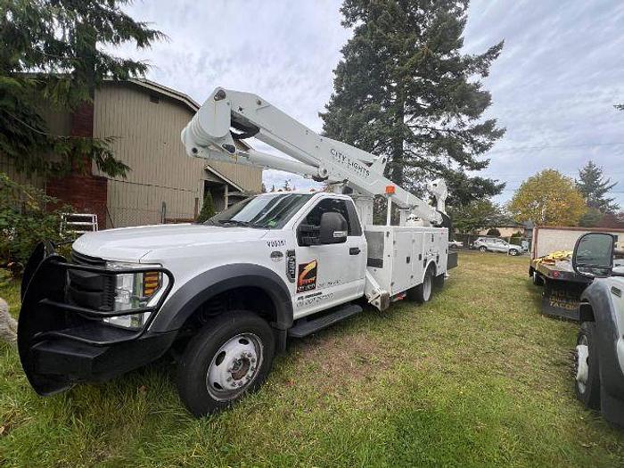 Used 2018 Ford F550 Super Duty with Duralift Model DPM2 47DU