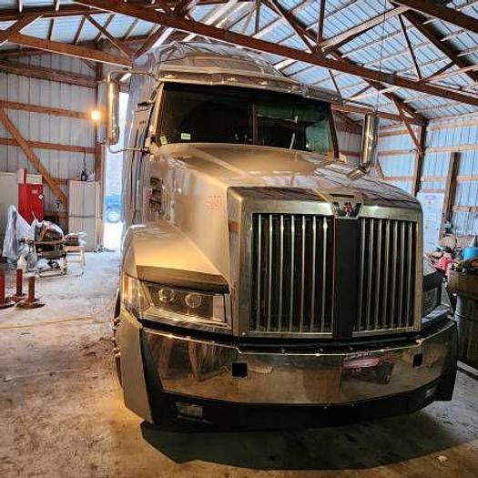 Used 2019 WESTERN STAR 5700XE