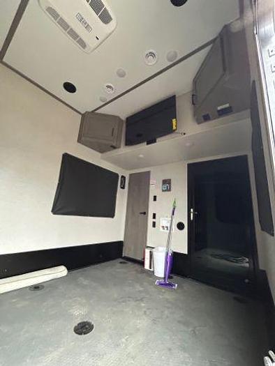 Used 2021 Keystone Raptor 415